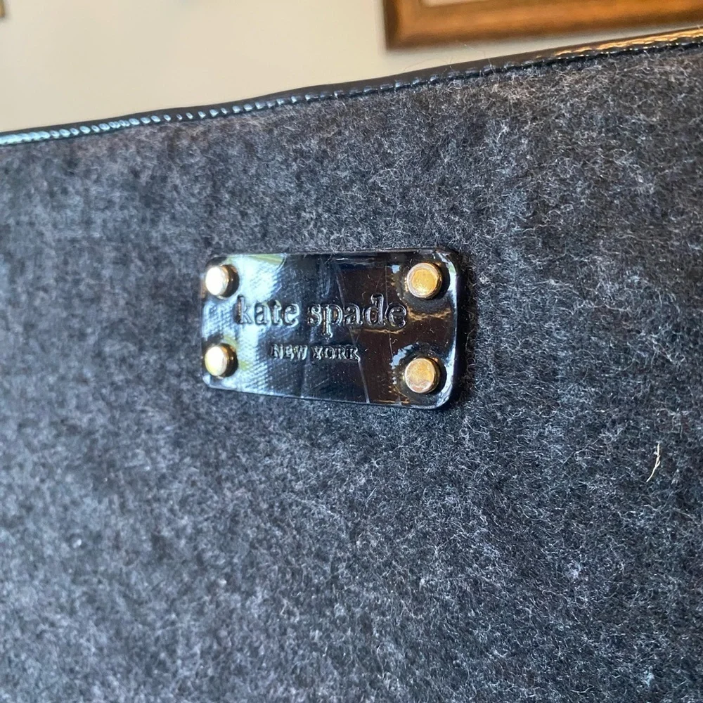 kate spade Gray and Black Laptop Case